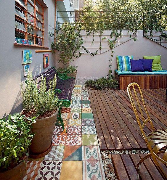 Area Externa com ladrilho hidráulico