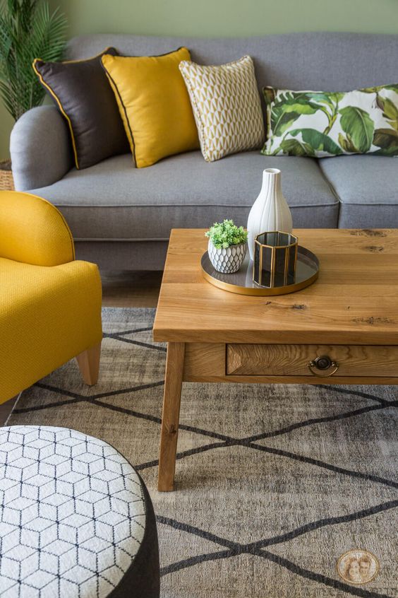 Sofá cinza opção versátil