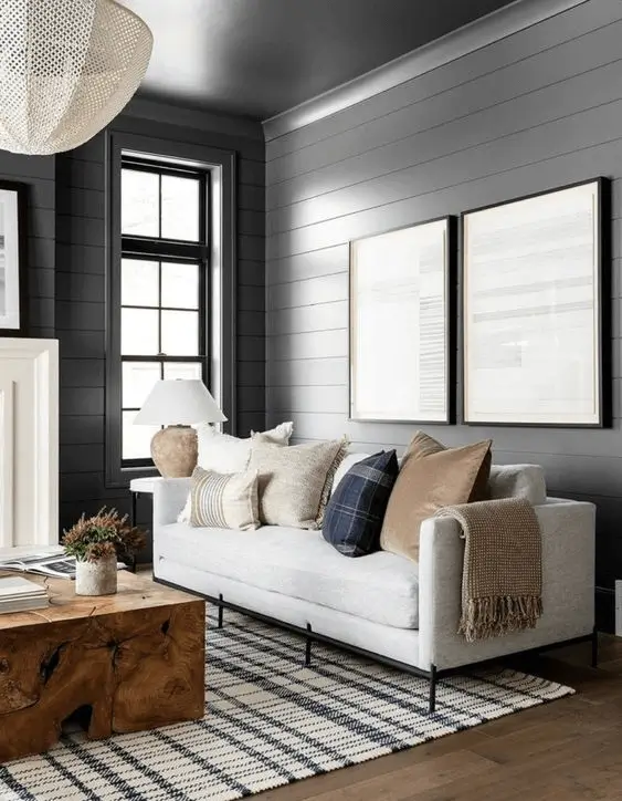 manta-bege-de-la-em-sofa-branco
