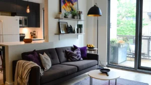 como-decorar-um-sofa-com-mantas-e-almofada